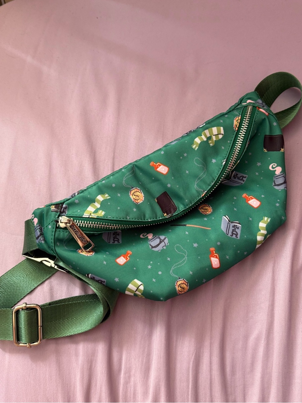 Cakeworthy Harry Potter Slytherin Fanny Pack